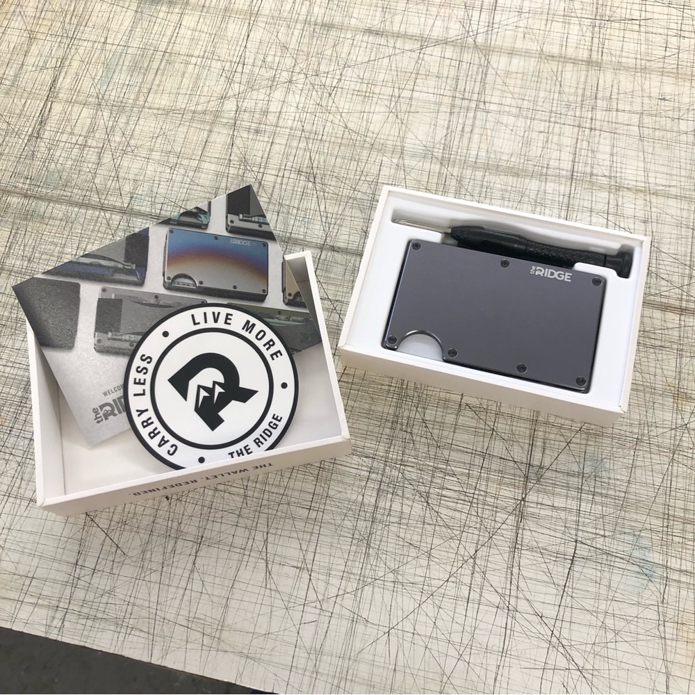 The Ridge Wallet *new in box*